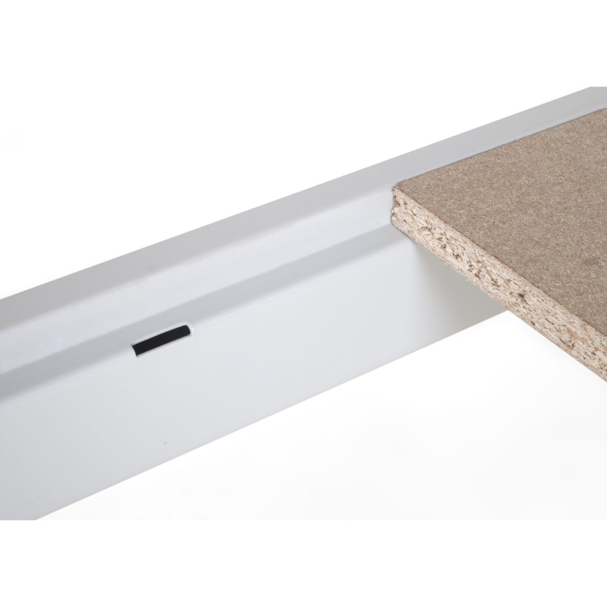 Platelage en aggloméré posé dans une lisse à feuillure gris clair du rayonnage EPSIVOL.